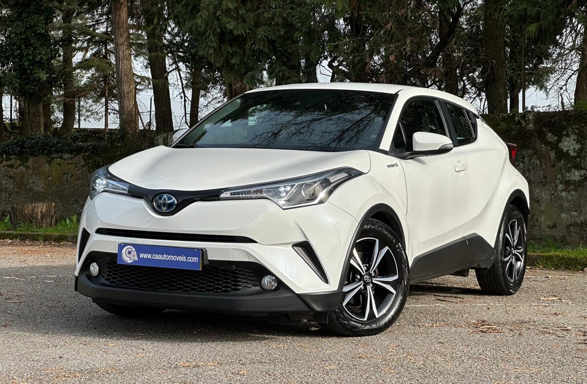 TOYOTA C-HR 1.8 HSD Comfort