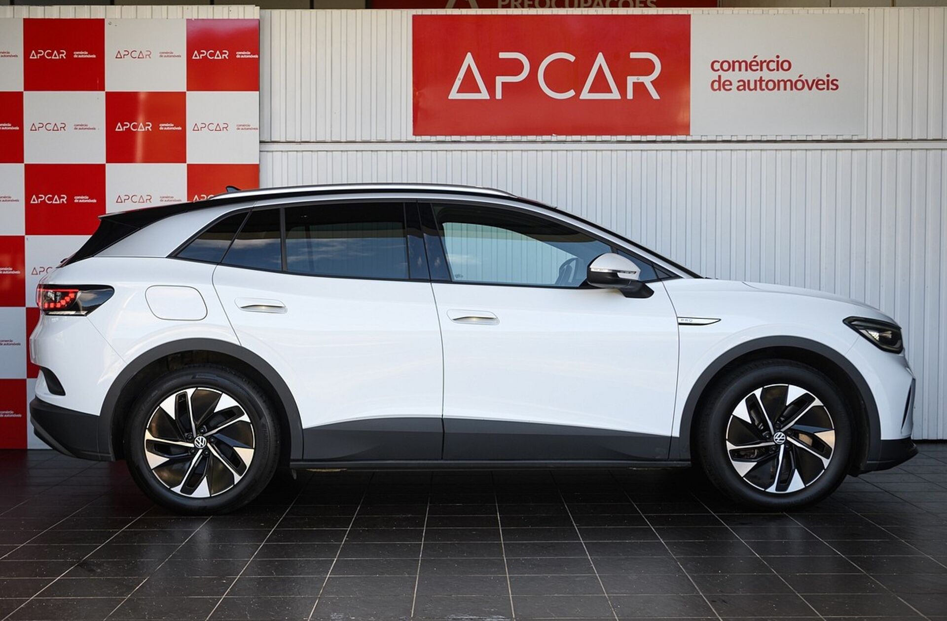 VOLKSWAGEN ID.4 77 kWh Pro Performance