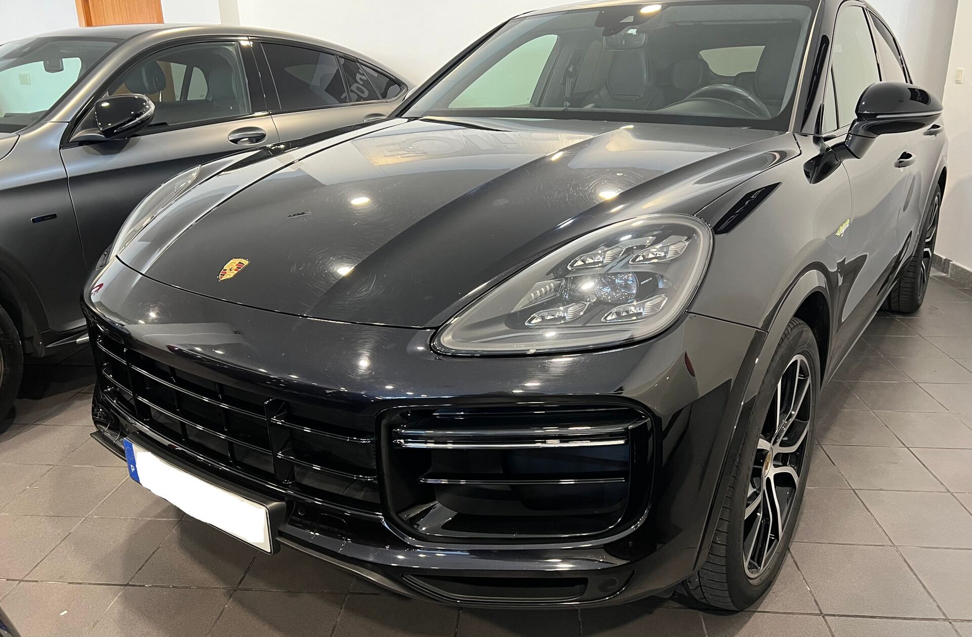 PORSCHE Cayenne Turbo S E-Hybrid