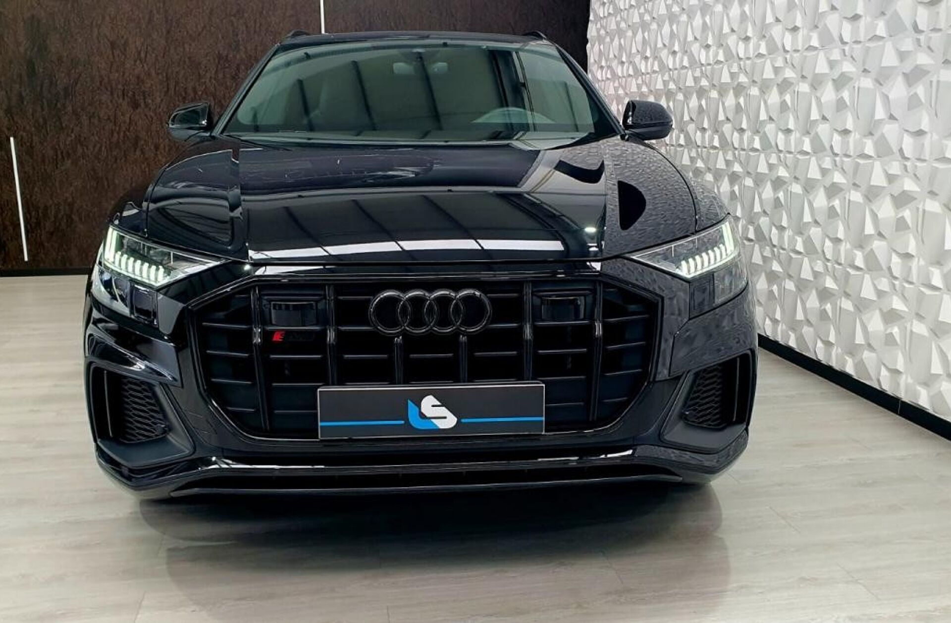 AUDI Q7 S TFSI quattro Tiptronic