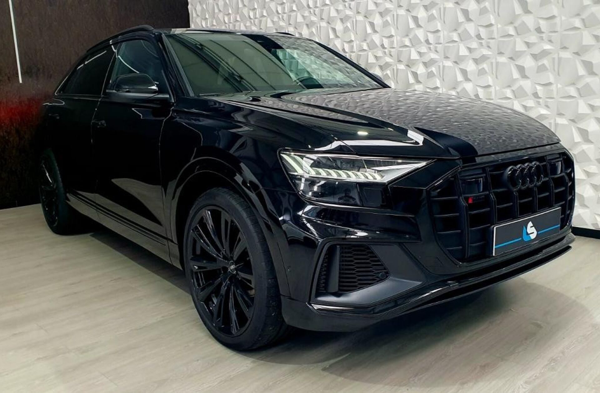 AUDI Q7 S TFSI quattro Tiptronic