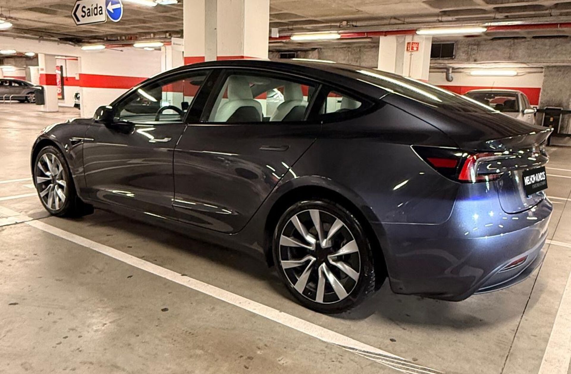 TESLA Model 3 Long Range Tração Integral
