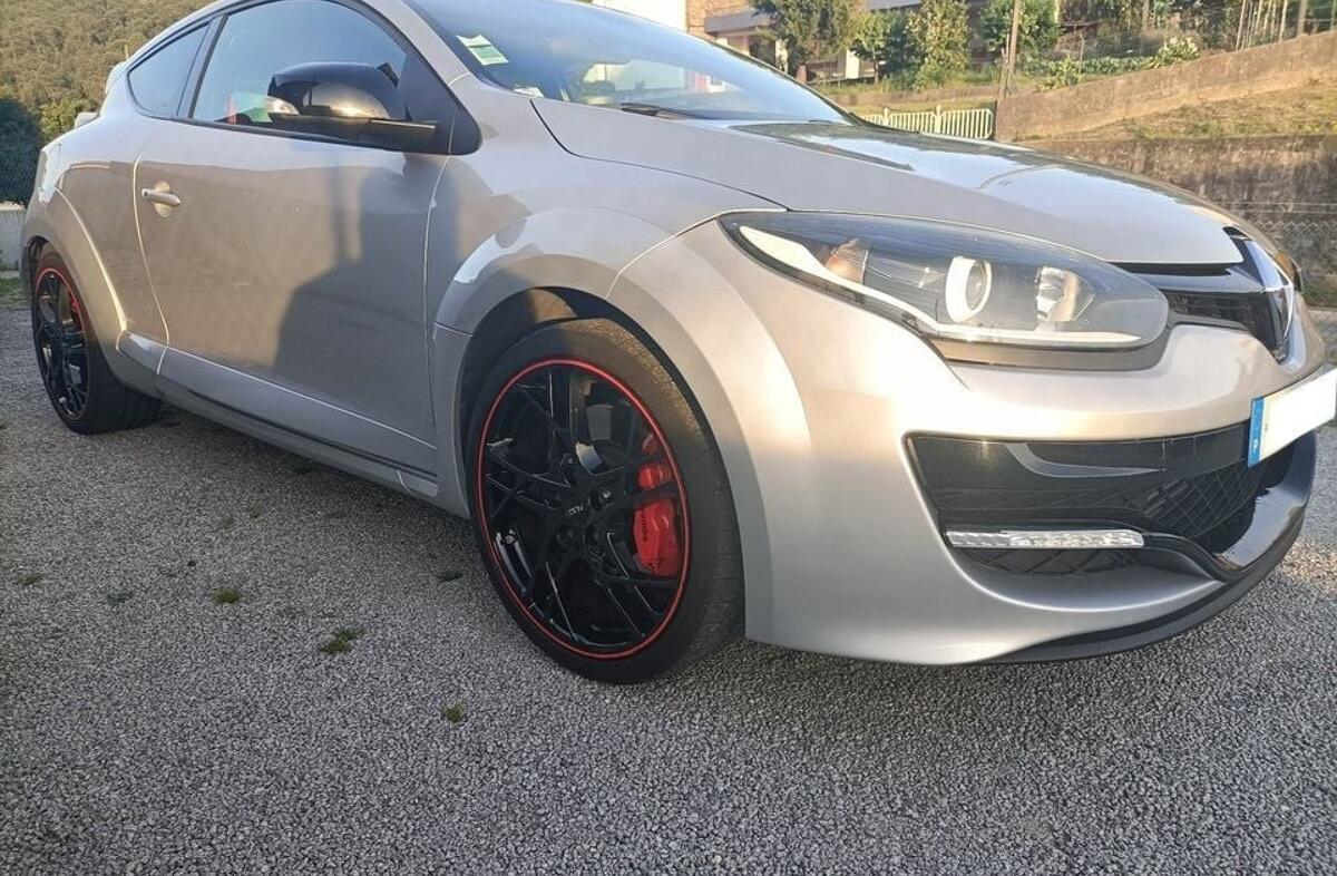 RENAULT Mégane C.2.0 T RS