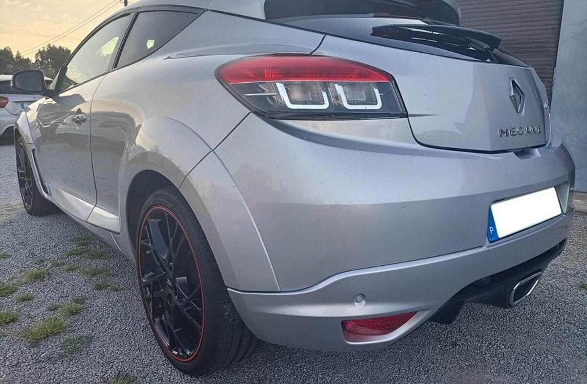 RENAULT Mégane C.2.0 T RS