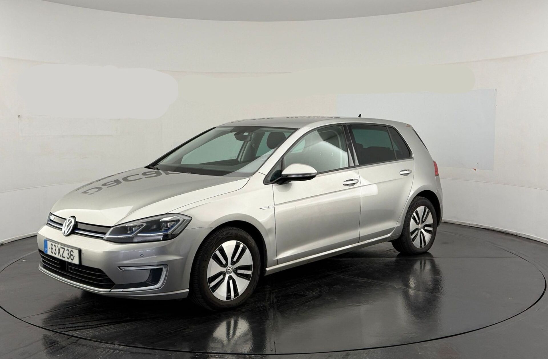 VOLKSWAGEN Golf e- AC/DC