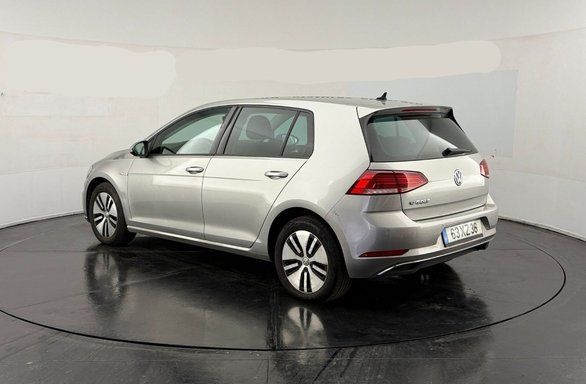 VOLKSWAGEN Golf e- AC/DC