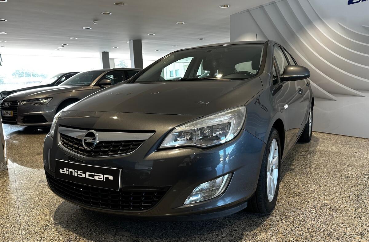 OPEL Astra Sport 1.7 CDTi