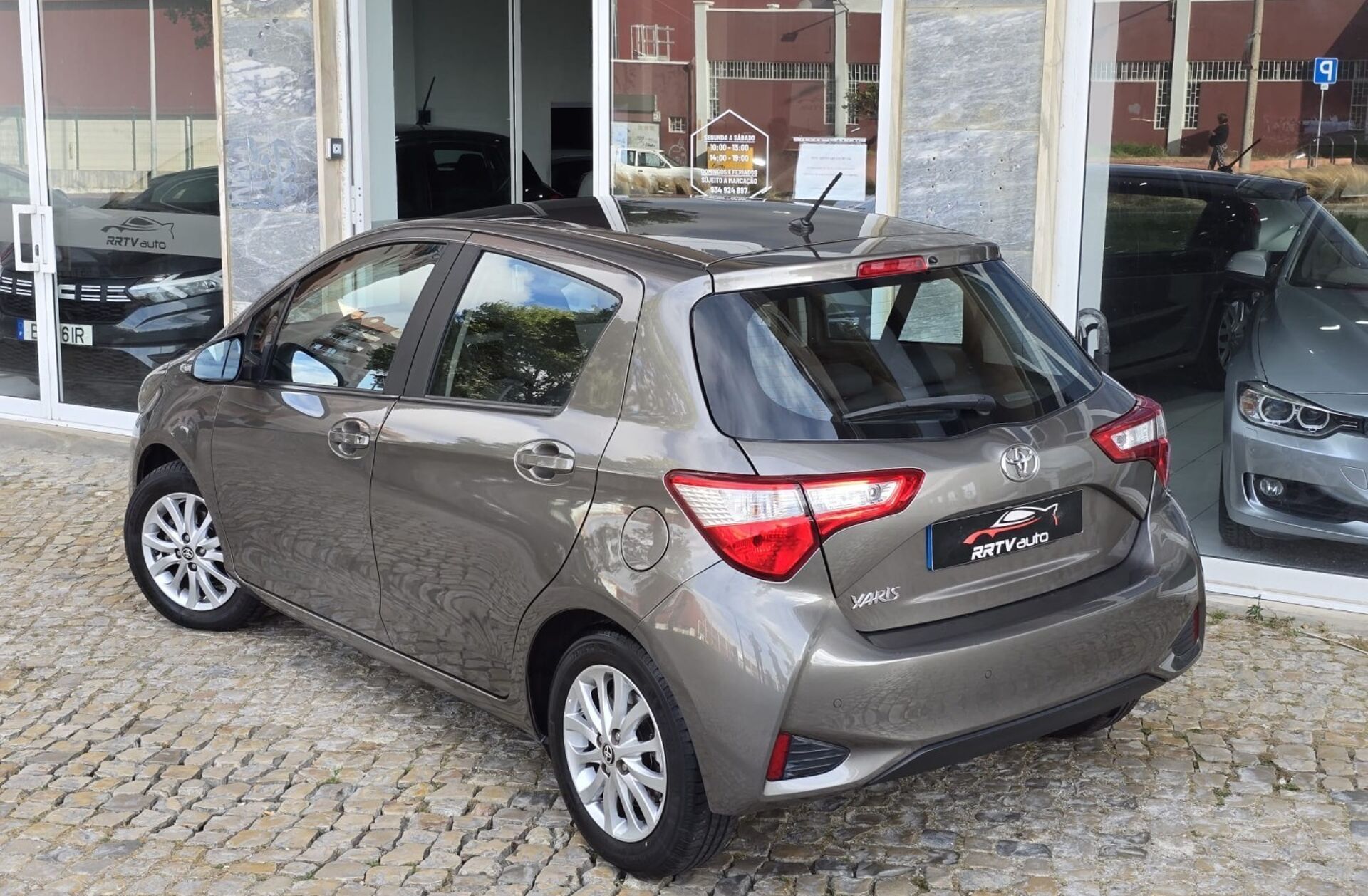 TOYOTA Yaris 1.0 VVT-i Exclusive+P.Techno