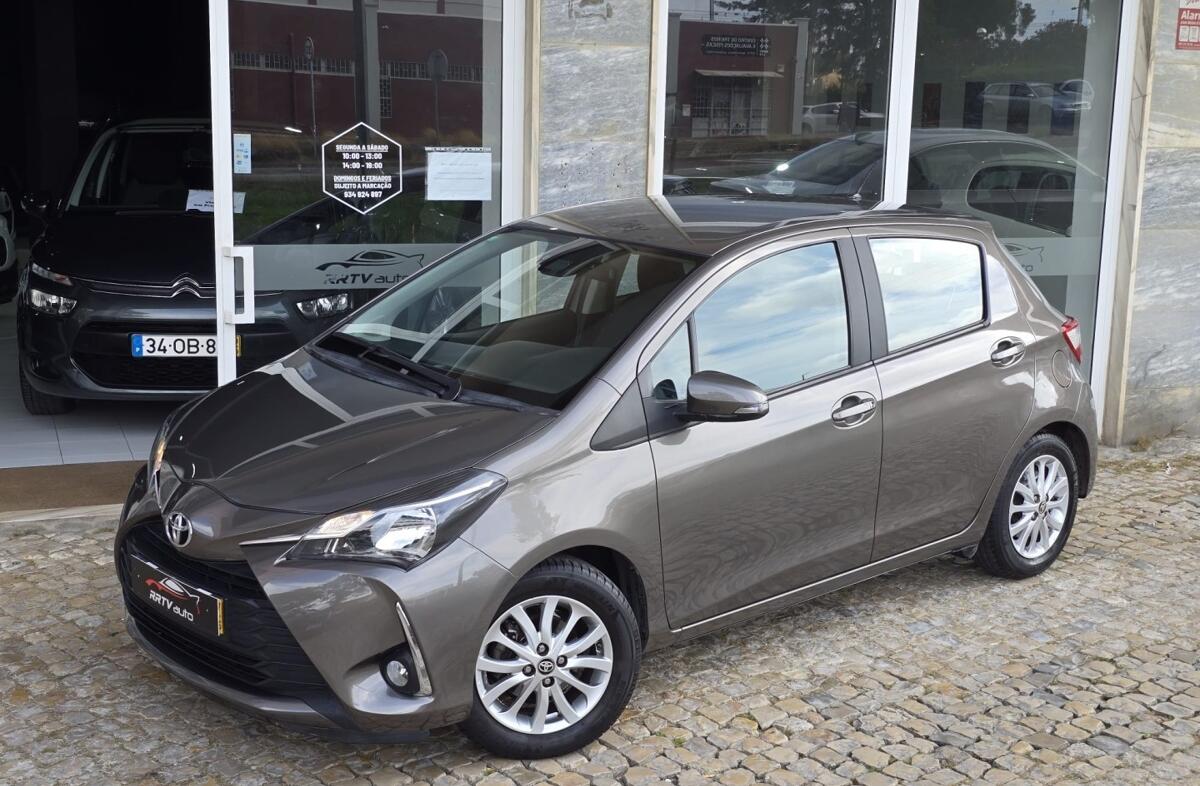 TOYOTA Yaris 1.0 VVT-i Exclusive+P.Techno