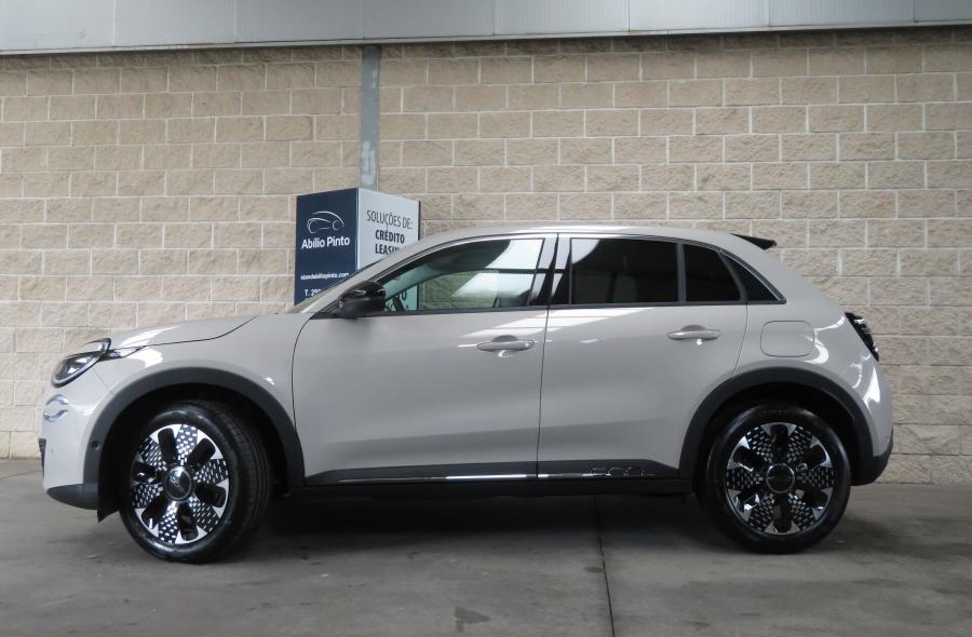 FIAT 600 1.2 Hybrid La Prima