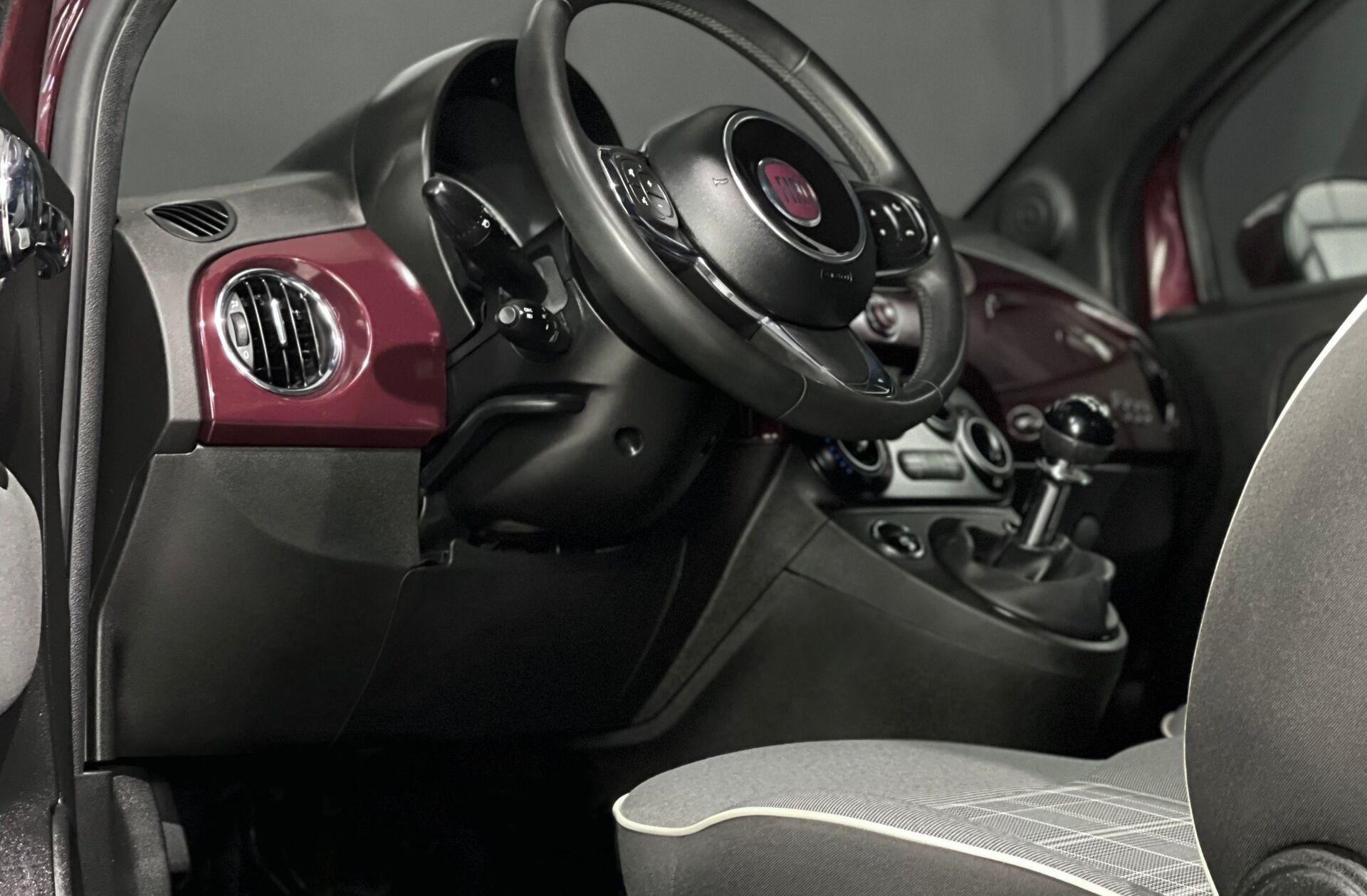 FIAT 500 1.0 Hybrid Lounge