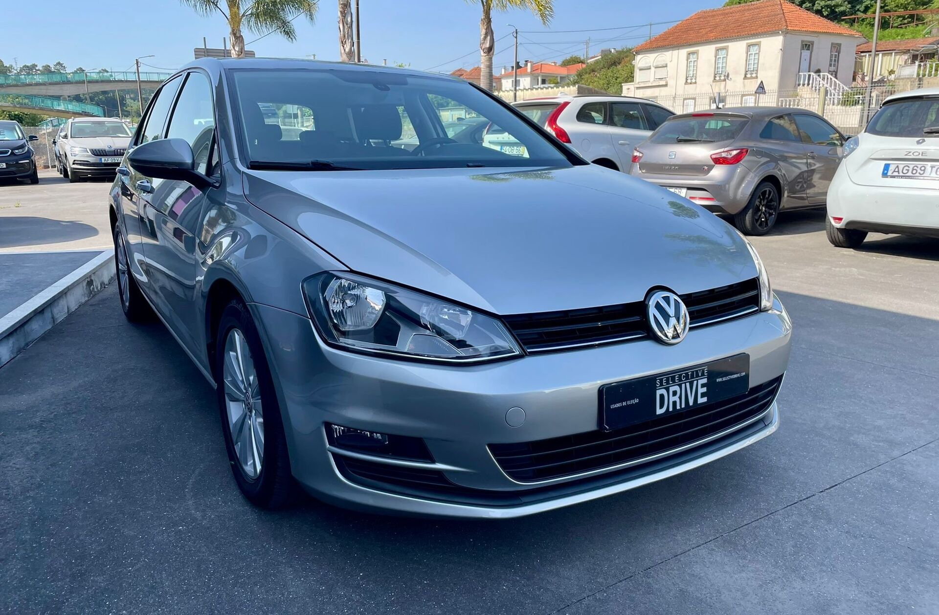 VOLKSWAGEN Golf 1.2 TSi Confortline