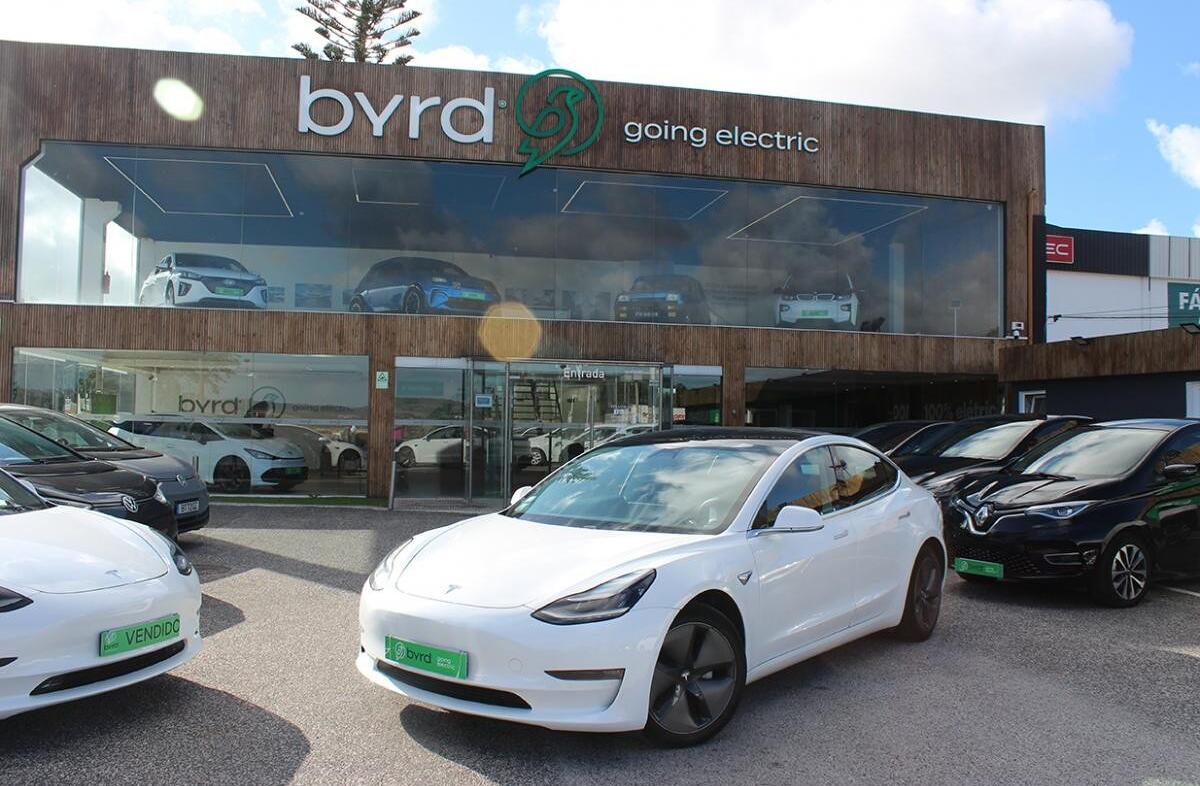 TESLA Model 3 Long-Range Dual Motor AWD