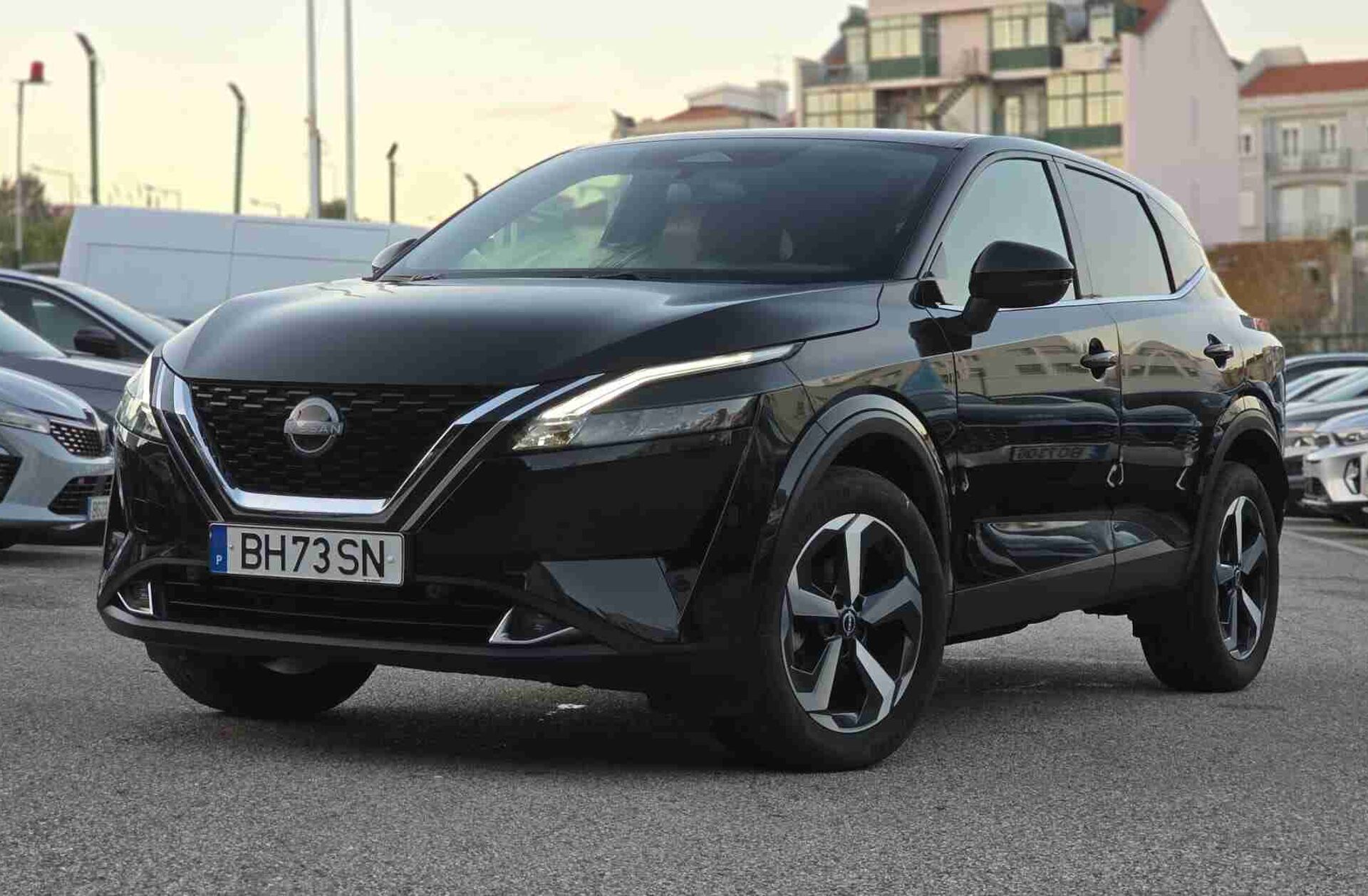NISSAN Qashqai 1.3 DIG-T N-Connecta LED