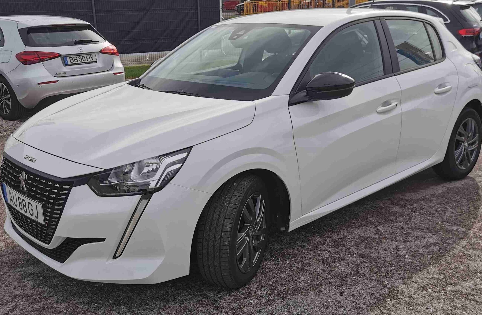 PEUGEOT 208 208 1.2 PureTech Active Pack