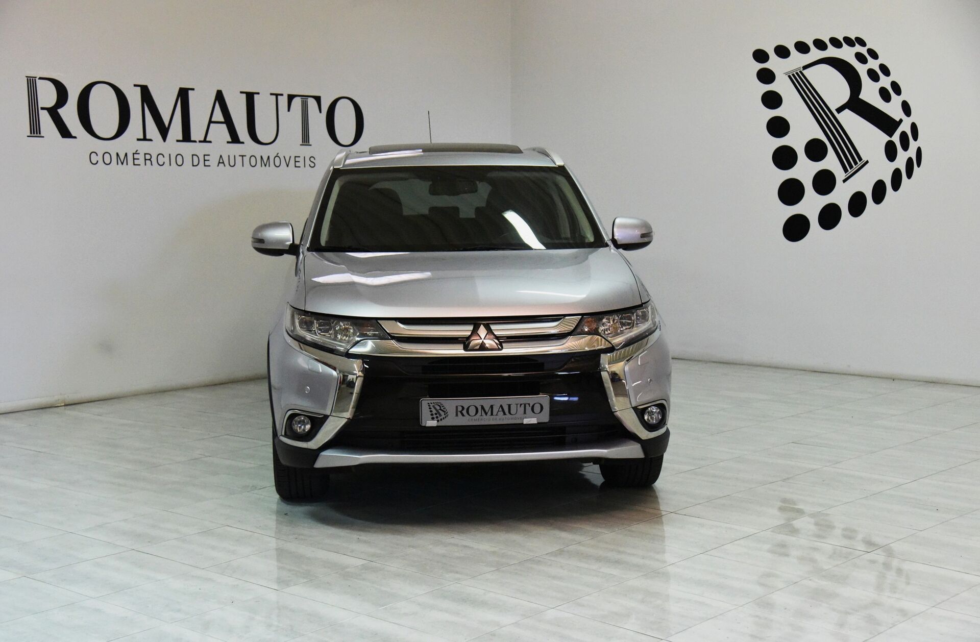 MITSUBISHI Outlander 2.2 DI-D Intense+