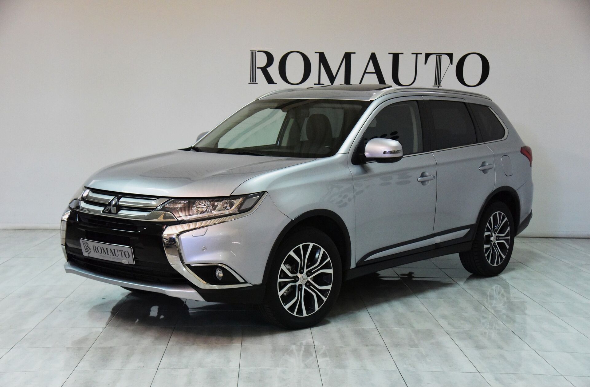 MITSUBISHI Outlander 2.2 DI-D Intense+
