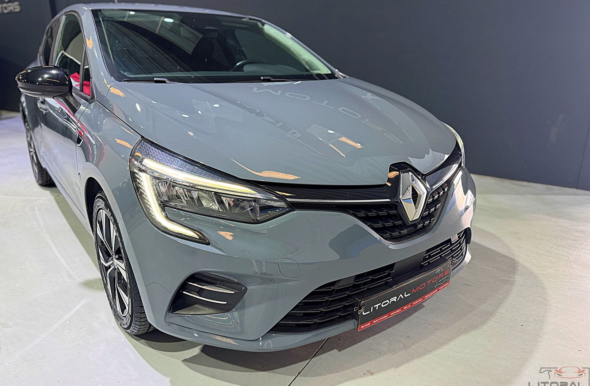 RENAULT Clio 1.0 TCe Limited