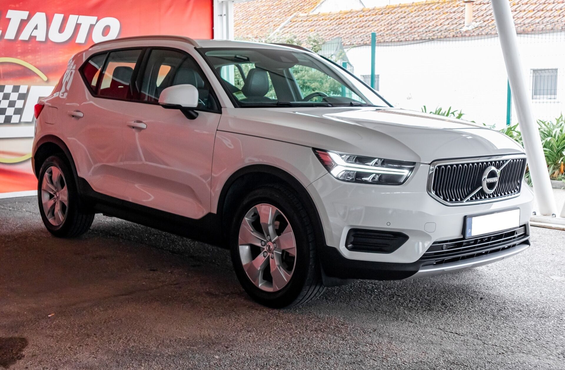 VOLVO XC40 2.0 D3 Momentum Plus Geartronic