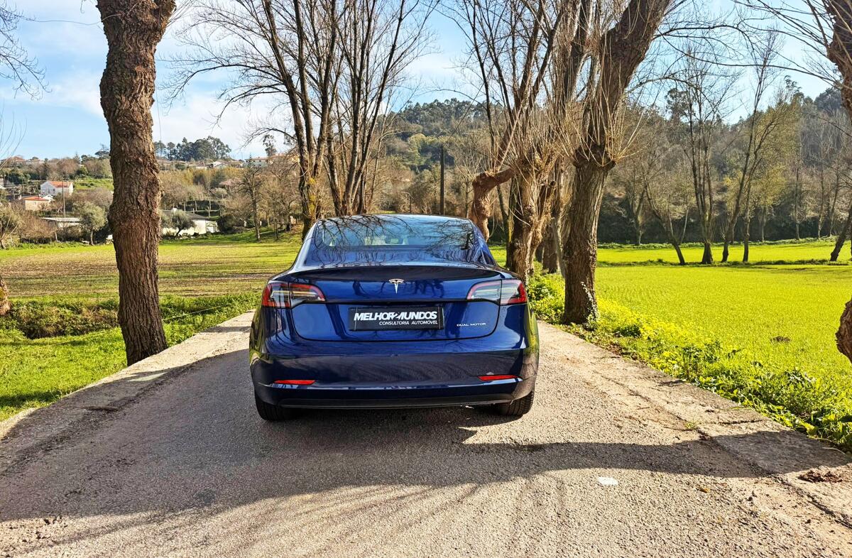 TESLA Model 3 Long Range Tração Integral