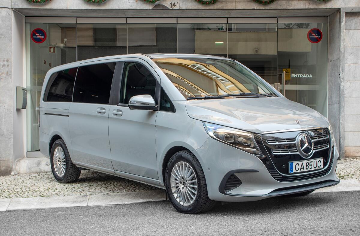 MERCEDES EQV 300 Longo