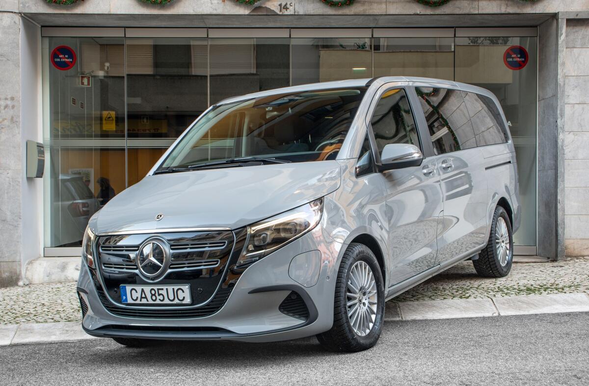 MERCEDES EQV 300 Longo