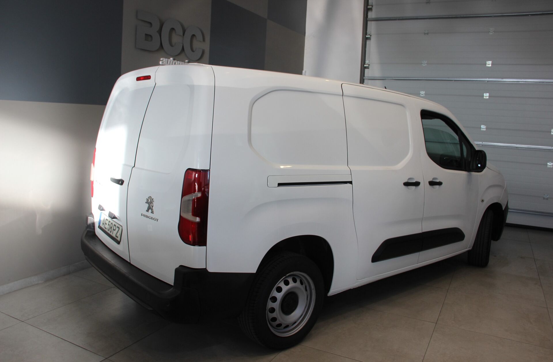 PEUGEOT Partner 1.5 BlueHDi Premium Longa