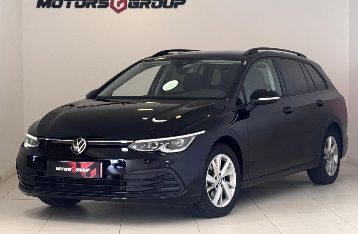 VOLKSWAGEN Golf 1.5 eTSI Life DSG