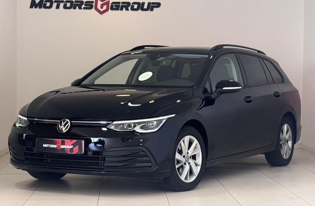 VOLKSWAGEN Golf 1.5 eTSI Life DSG