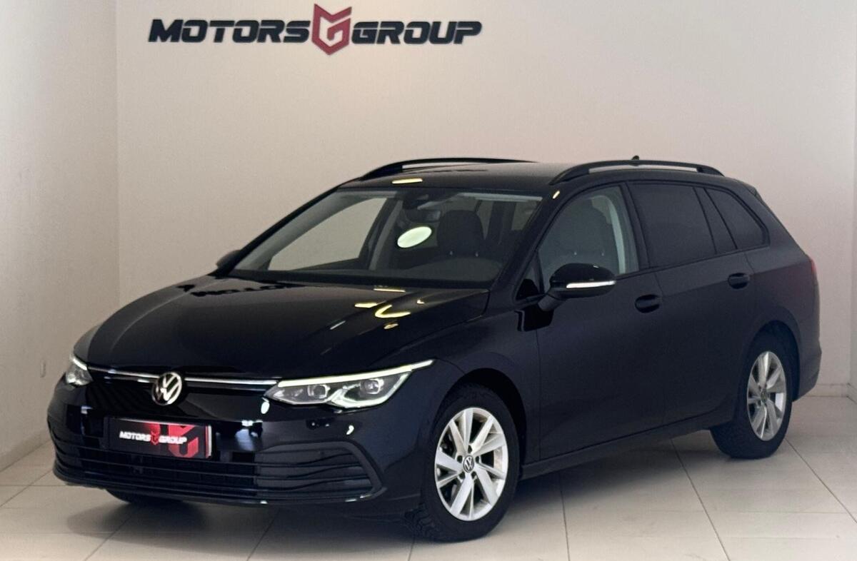 VOLKSWAGEN Golf 1.5 eTSI Life DSG