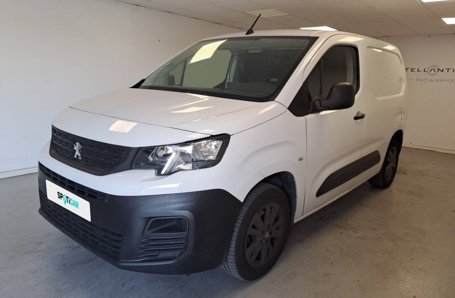 PEUGEOT Partner 1.5 BlueHDi Standard