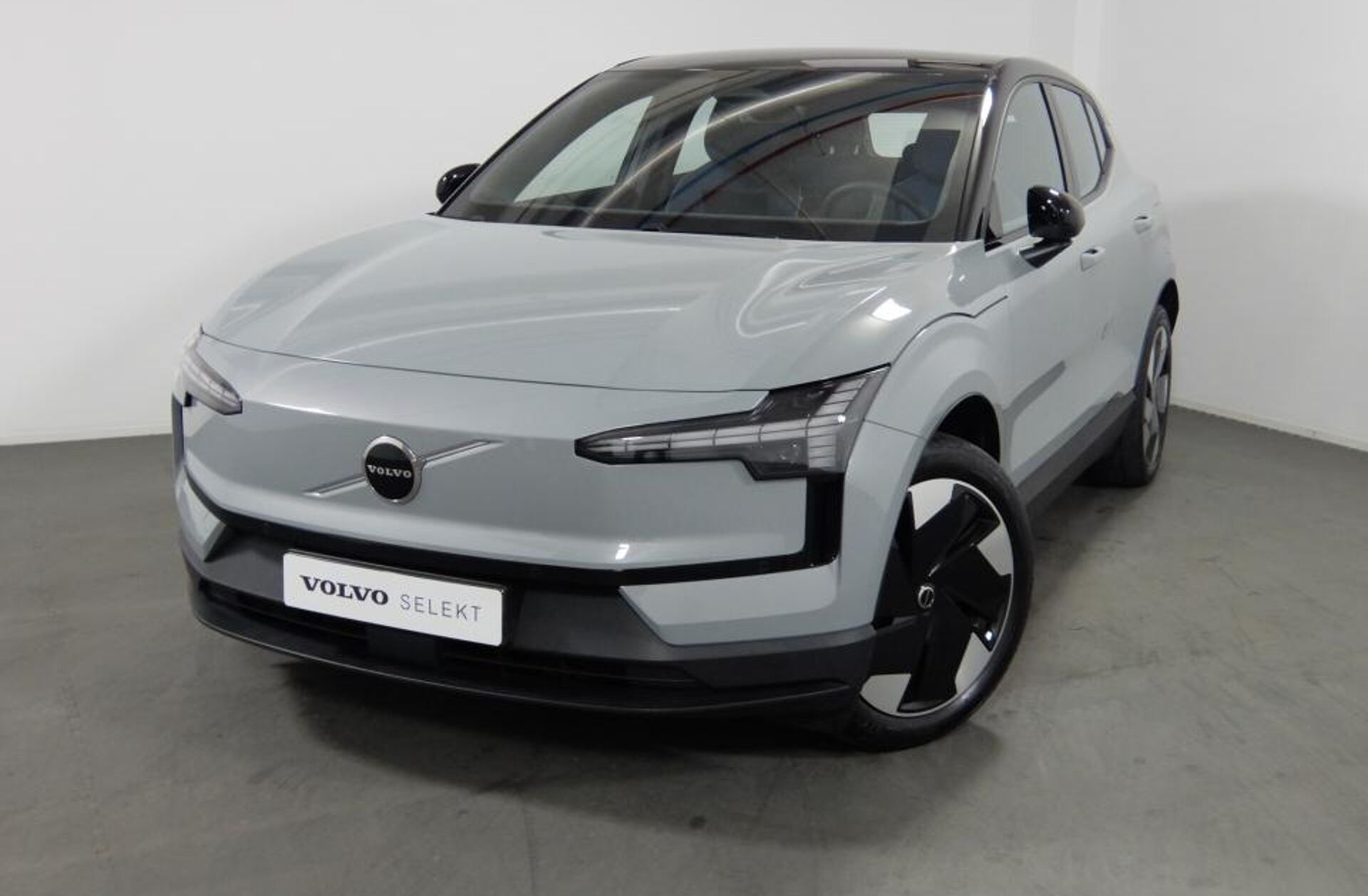 VOLVO EX30 69 kWh Single Motor Exten Range 272 Plus