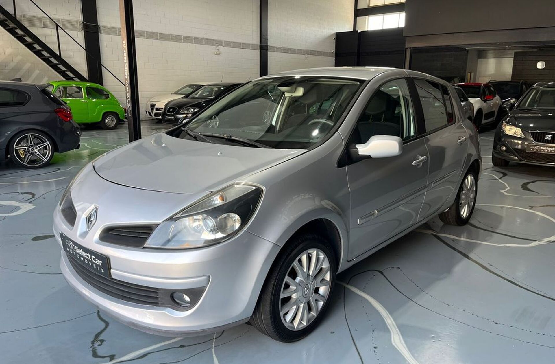 RENAULT Clio 1.2 16V Dynamique S