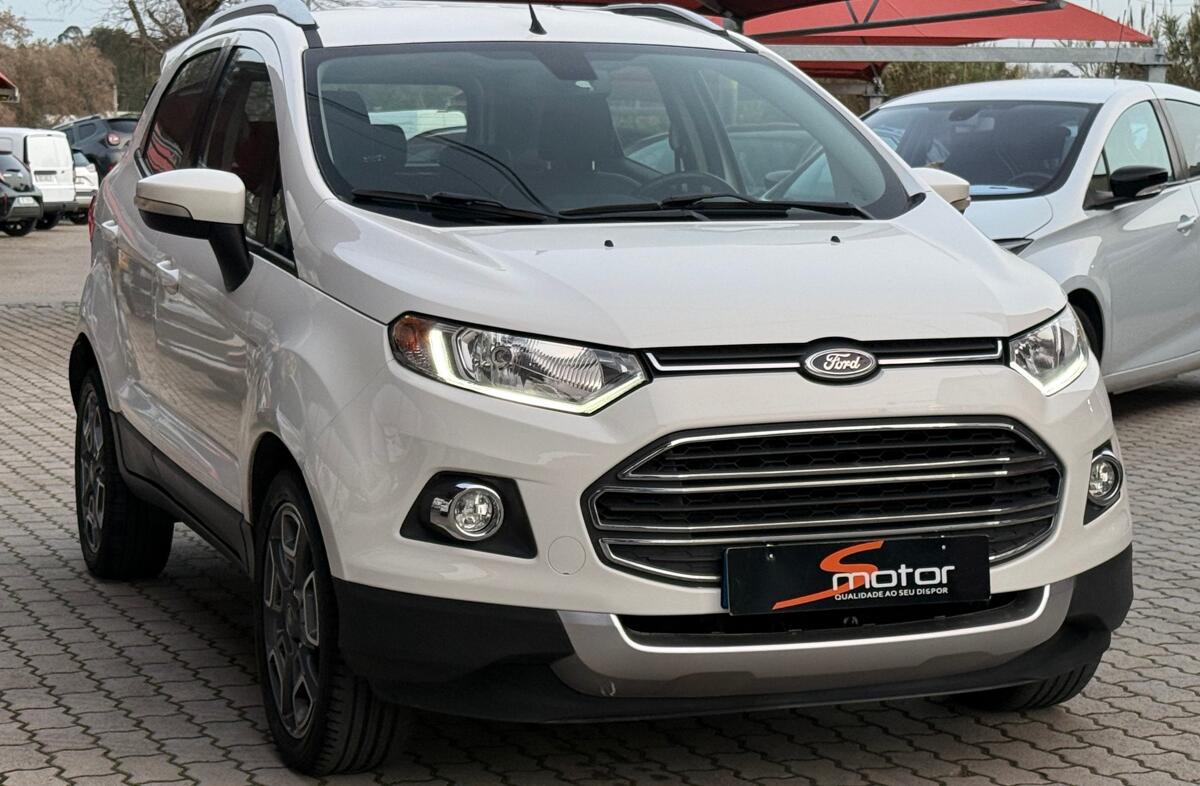 FORD EcoSport 1.0 EcoBoost Titanium
