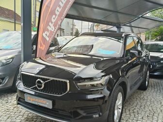 VOLVO XC40 2.0 D3 Momentum