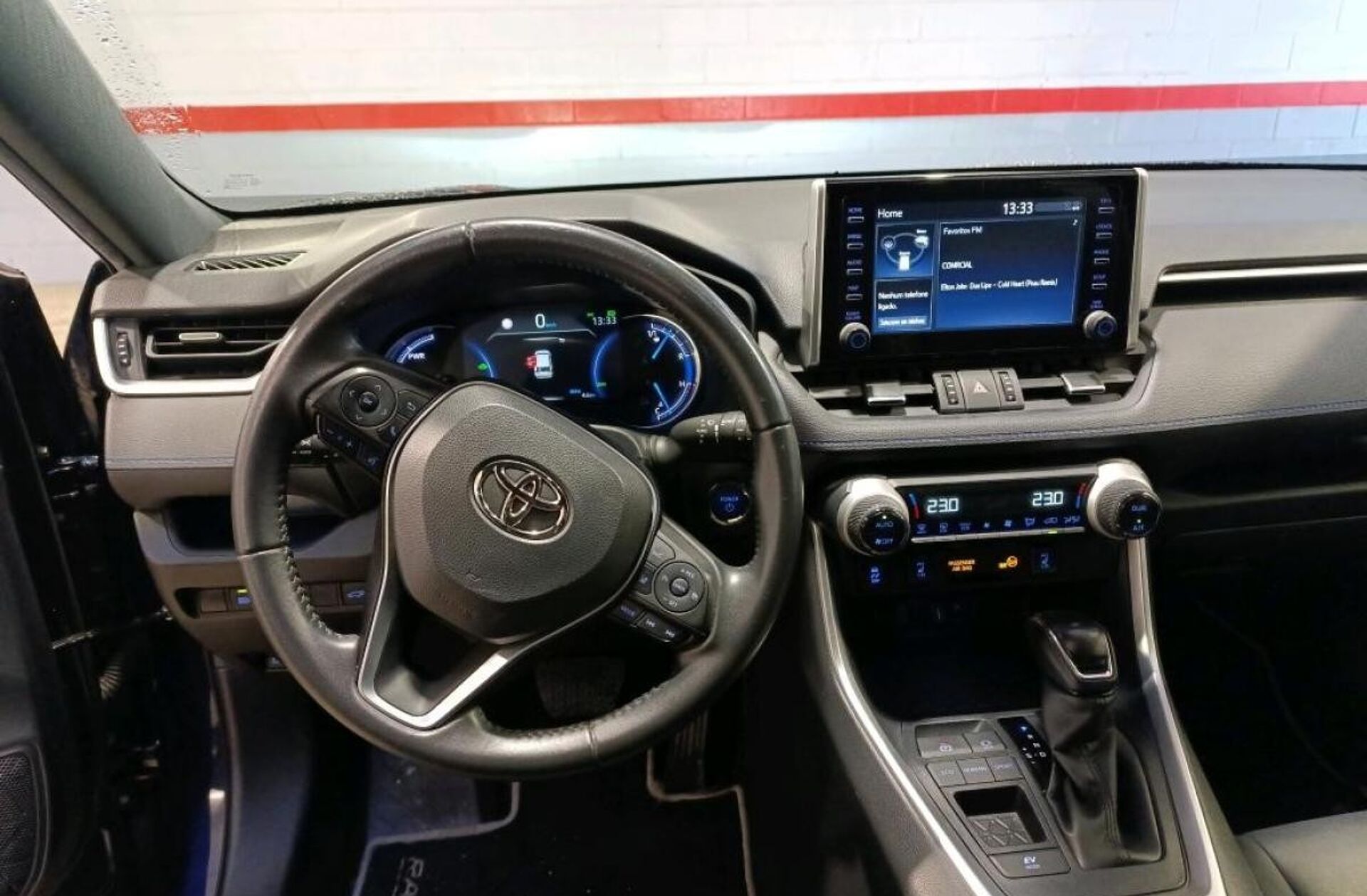 TOYOTA RAV 4 2.5 HDF Exclusive