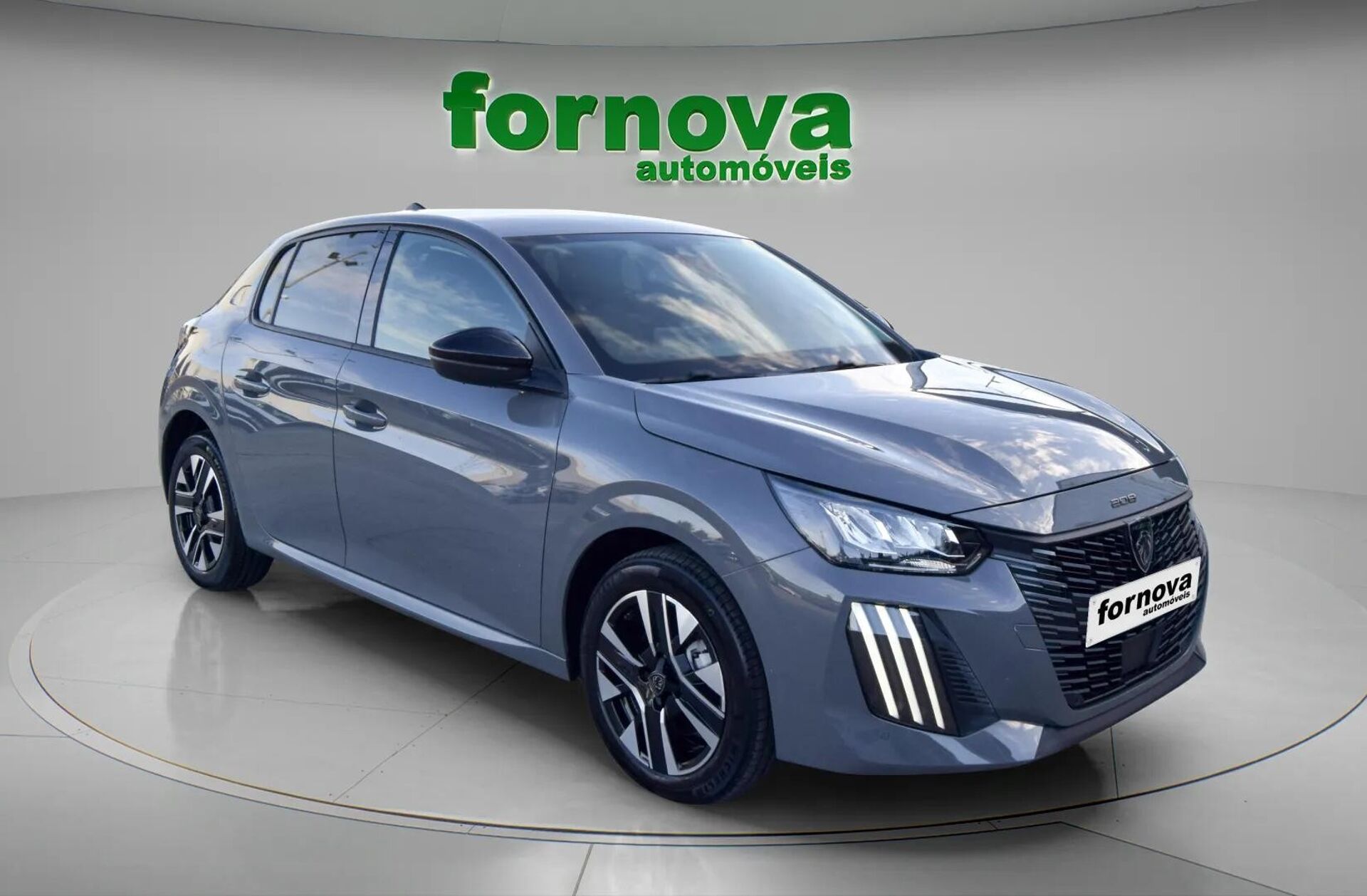 PEUGEOT 208 1.2 Hybrid Allure e-DCS6