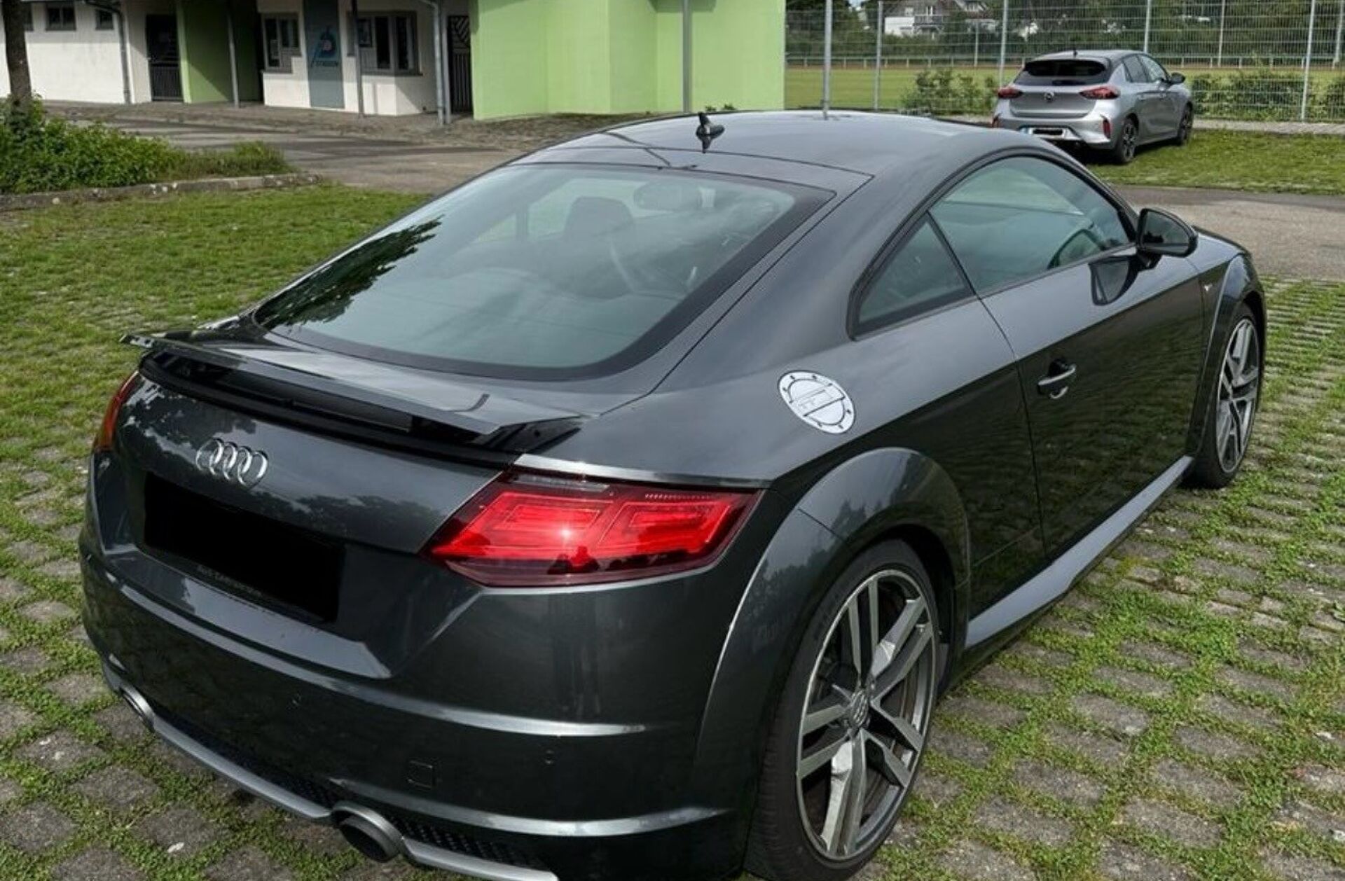 AUDI TT 2.0 TFSI S-line