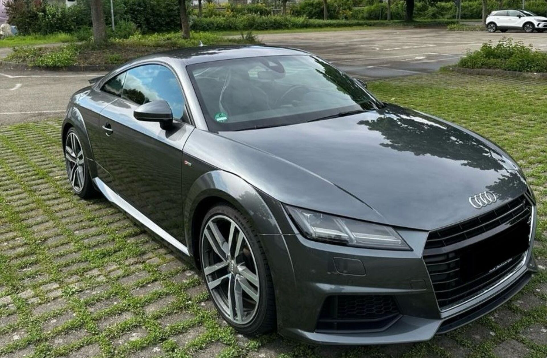 AUDI TT 2.0 TFSI S-line