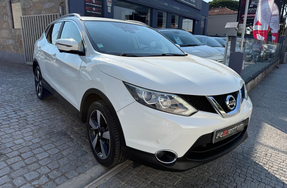 NISSAN Qashqai 1.5 dCi N-Connecta 18