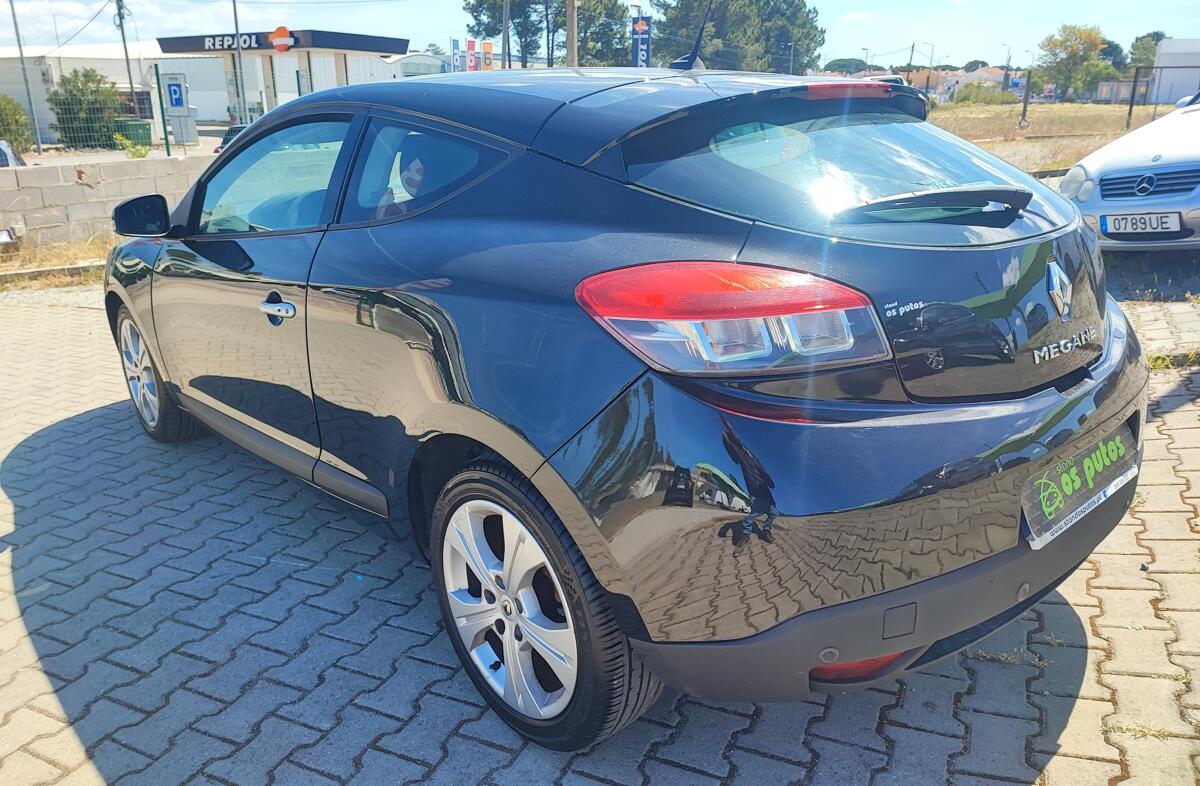 RENAULT Mégane Coupé 1.5 dCi Dynamique