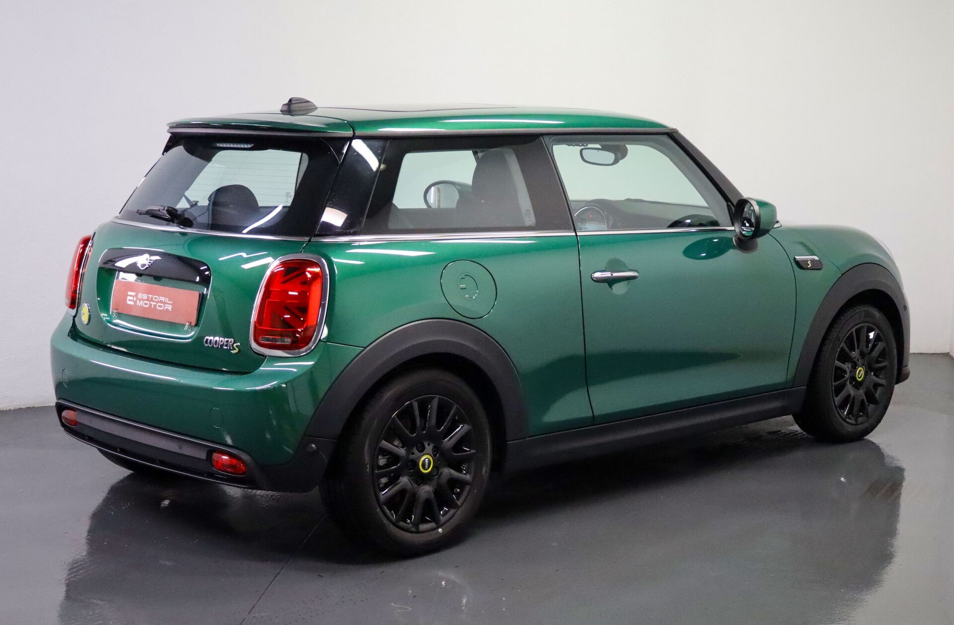 MINI Mini Cooper SE Essential