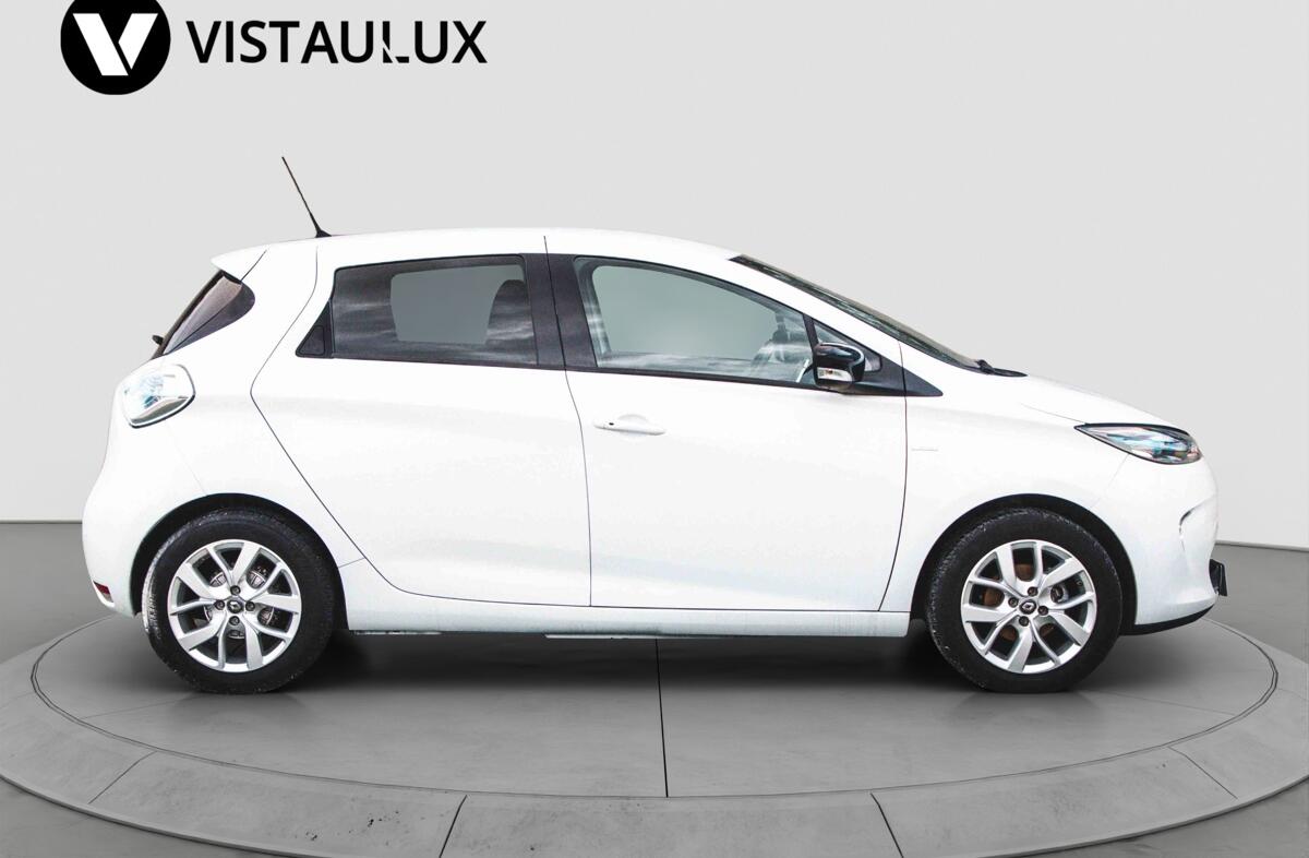 RENAULT ZOE Limited 40