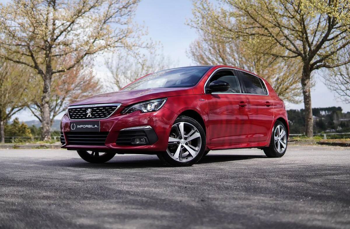 PEUGEOT 308 1.2 PureTech GT Line