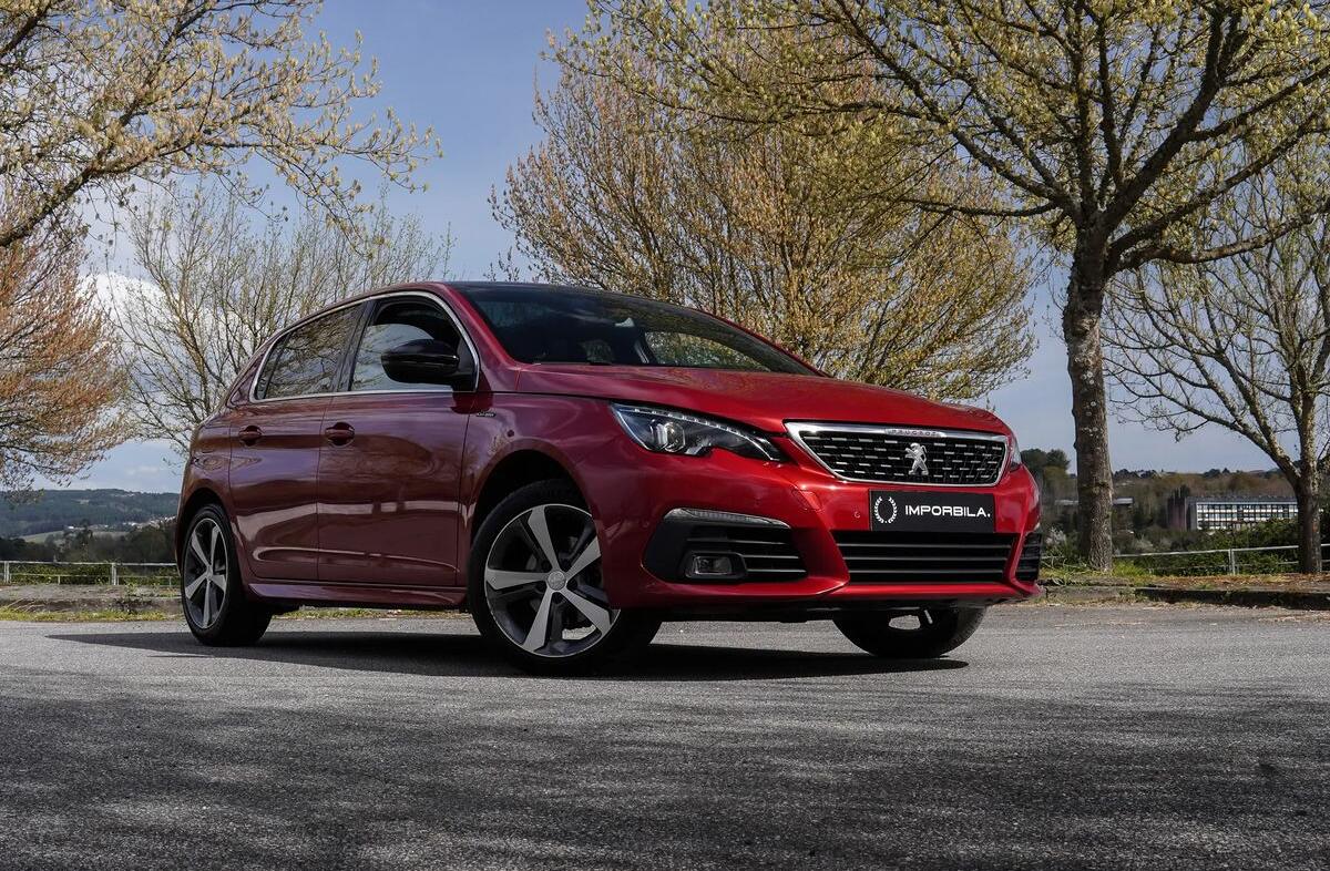 PEUGEOT 308 1.2 PureTech GT Line