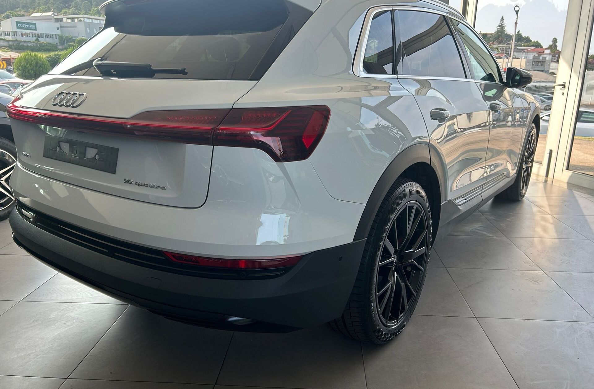 AUDI e-tron 55 quattro Advanced