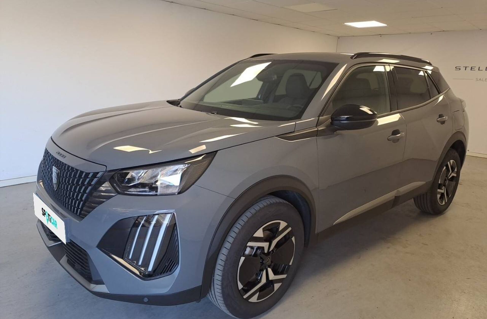 PEUGEOT 2008 1.2 PureTech Allure