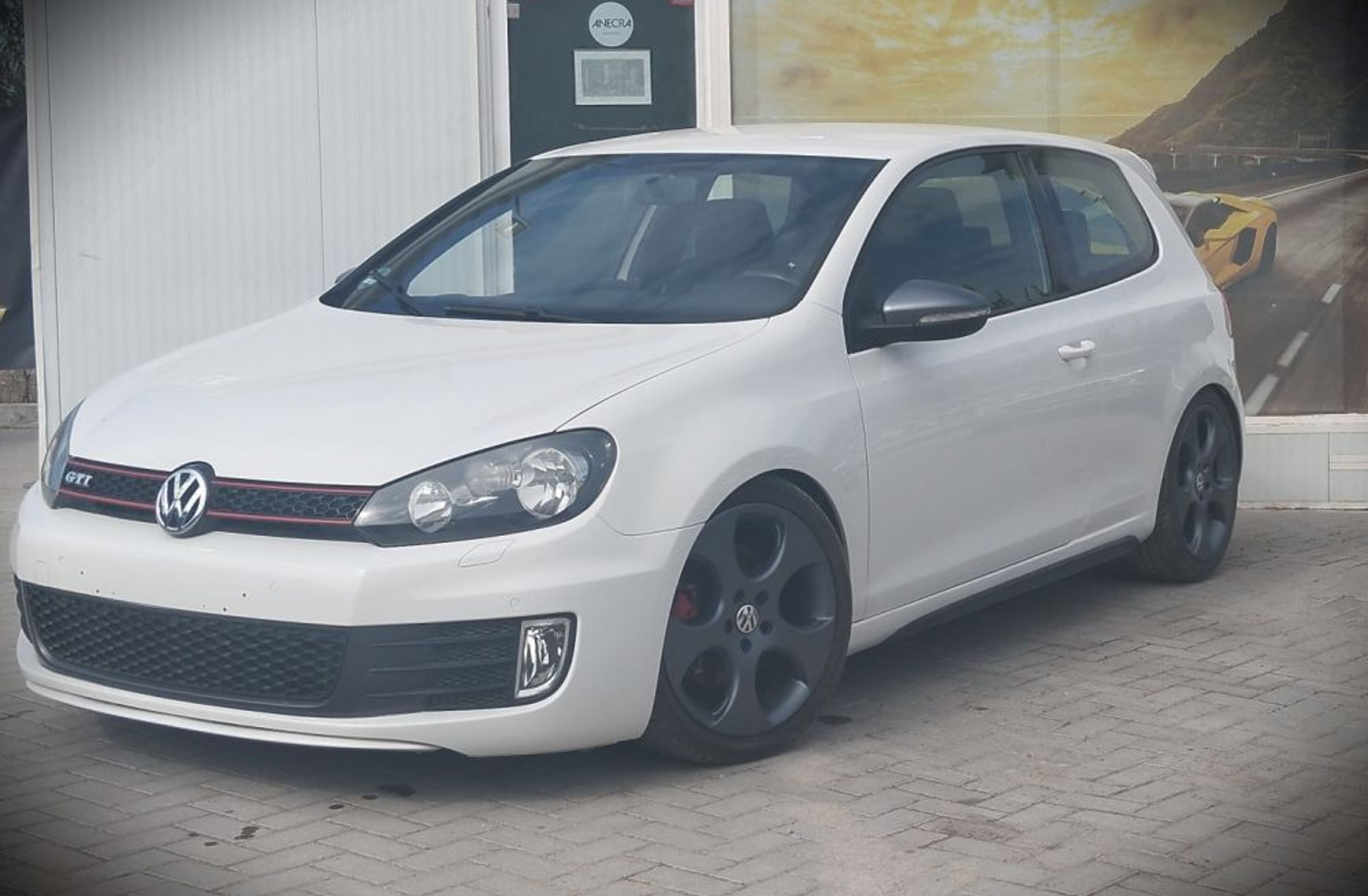 VOLKSWAGEN Golf 2.0 TSi GTi