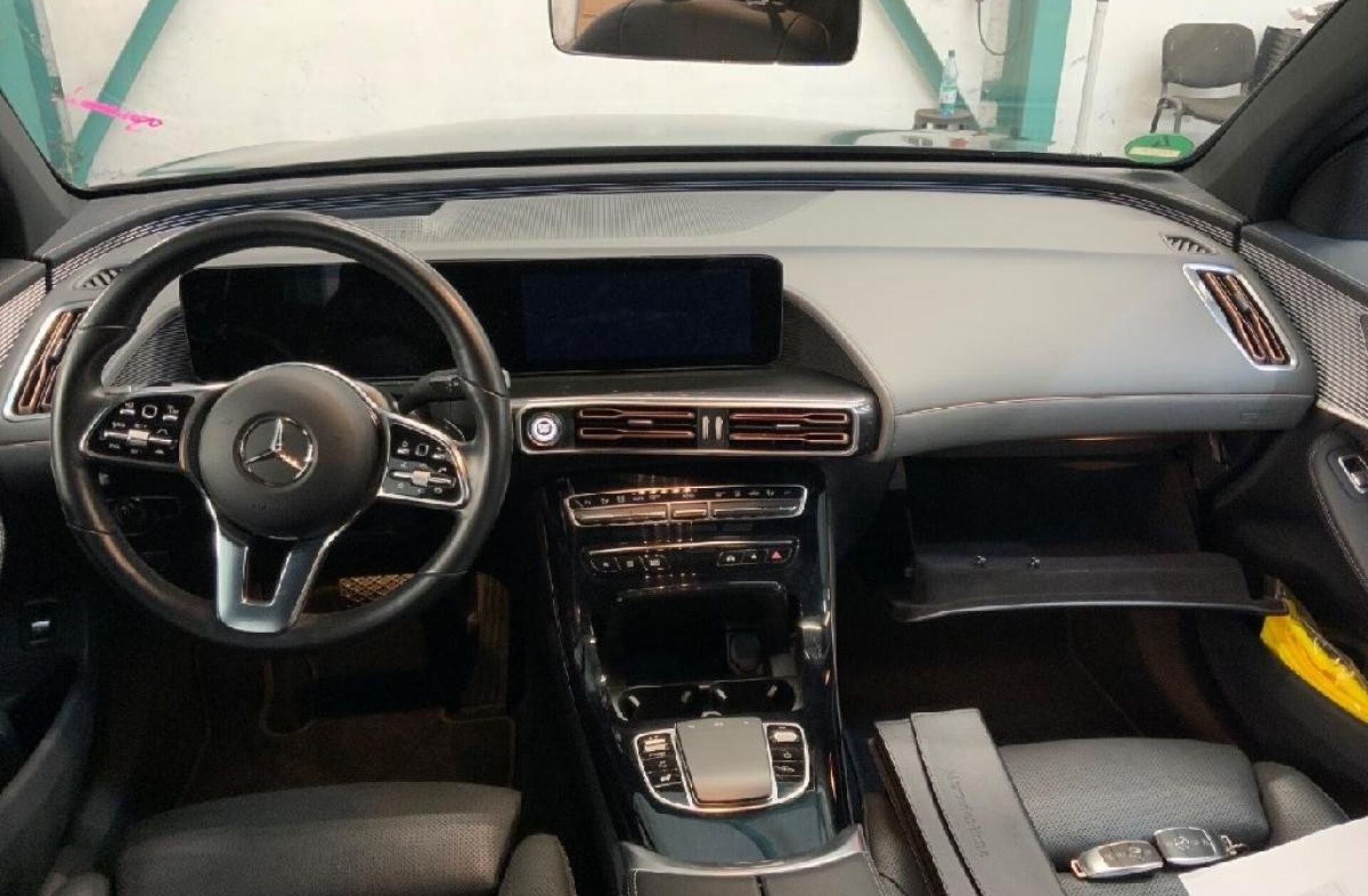 MERCEDES EQC 400 4Matic