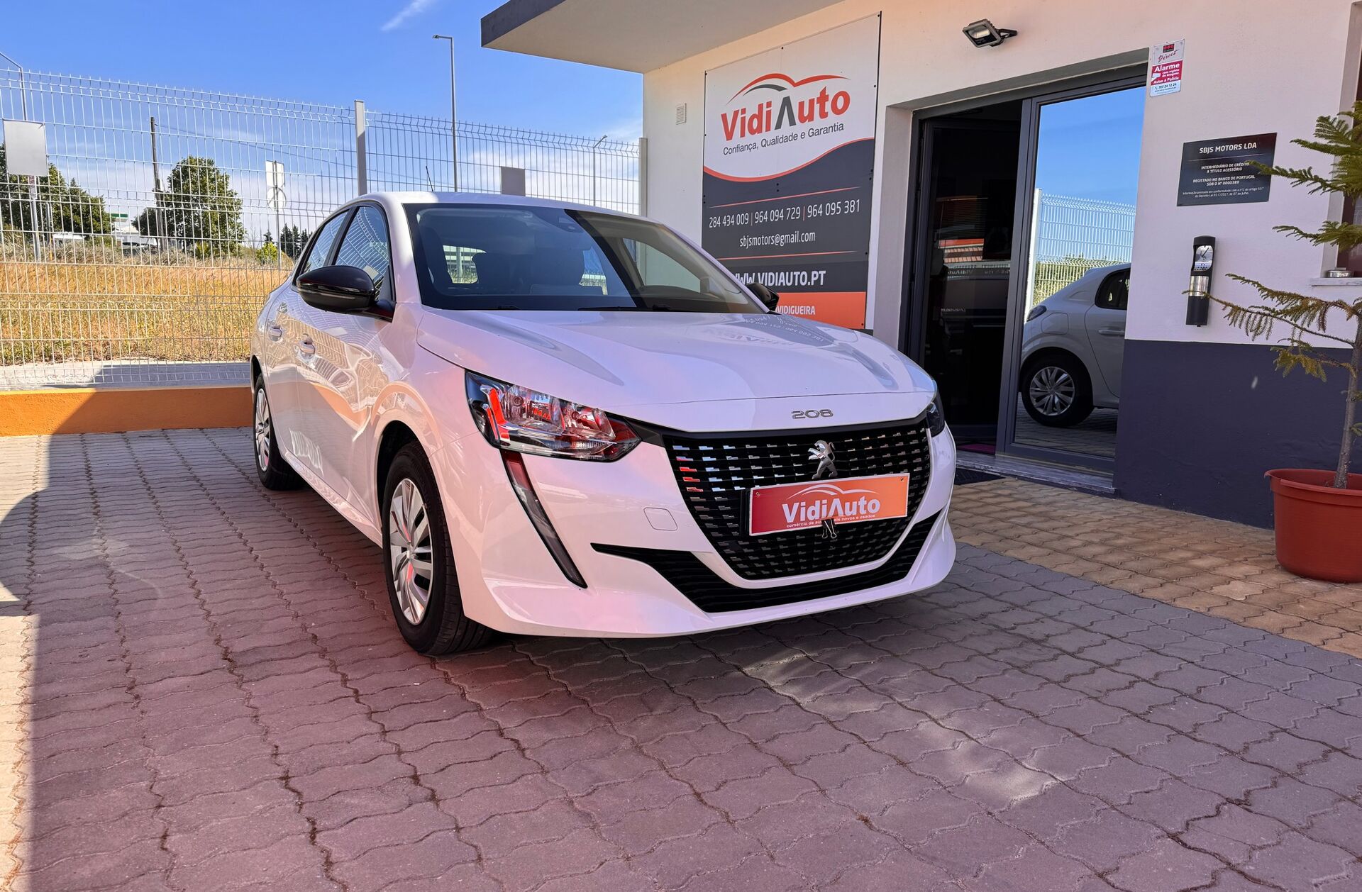 PEUGEOT 208 1.2 PureTech Active Pack